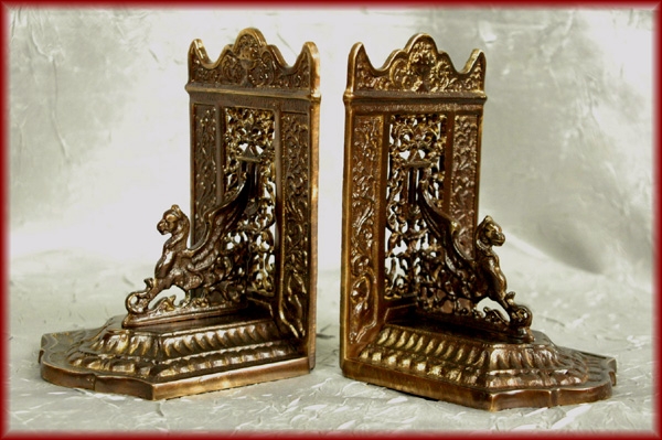 2 -er Set Jugendstil Buchstützen  P-241